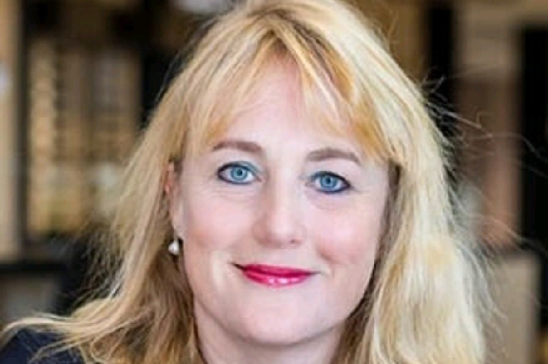 Portretfoto Annet de Lange