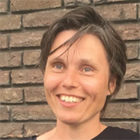 Portretfoto Mascha Schouwenaars