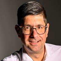 Portretfoto Marc Fischer